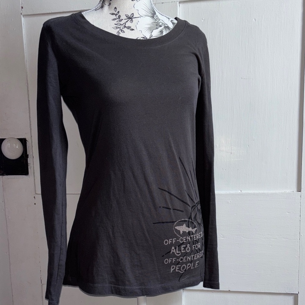 Dogfish Head Brewery Long Sleeve Gray T-shirt Top Fish Logo Graphic Tee Small